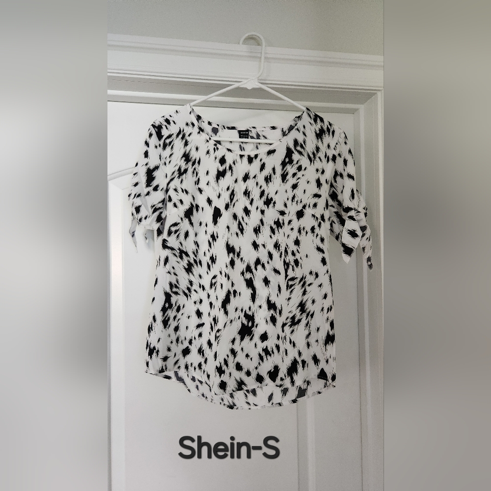 Multiple Shein Shirts for women size small and medium